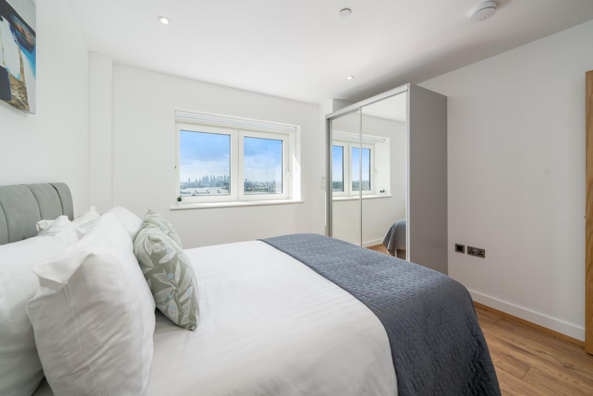 Skyvillion - London River Thames Top Floor Apartments By Woolwich Ferry, Mins To London Excel, O2 Arena , London City Airport With Parking Eksteriør billede