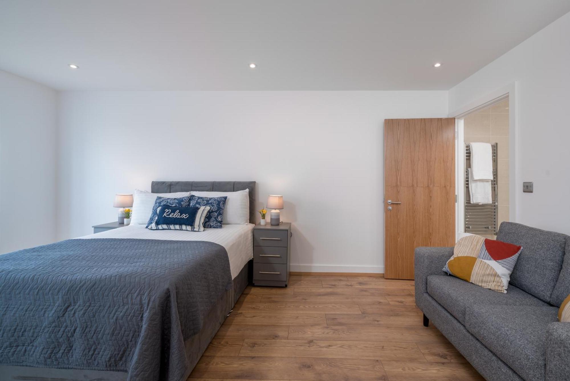 Skyvillion - London River Thames Top Floor Apartments By Woolwich Ferry, Mins To London Excel, O2 Arena , London City Airport With Parking Eksteriør billede