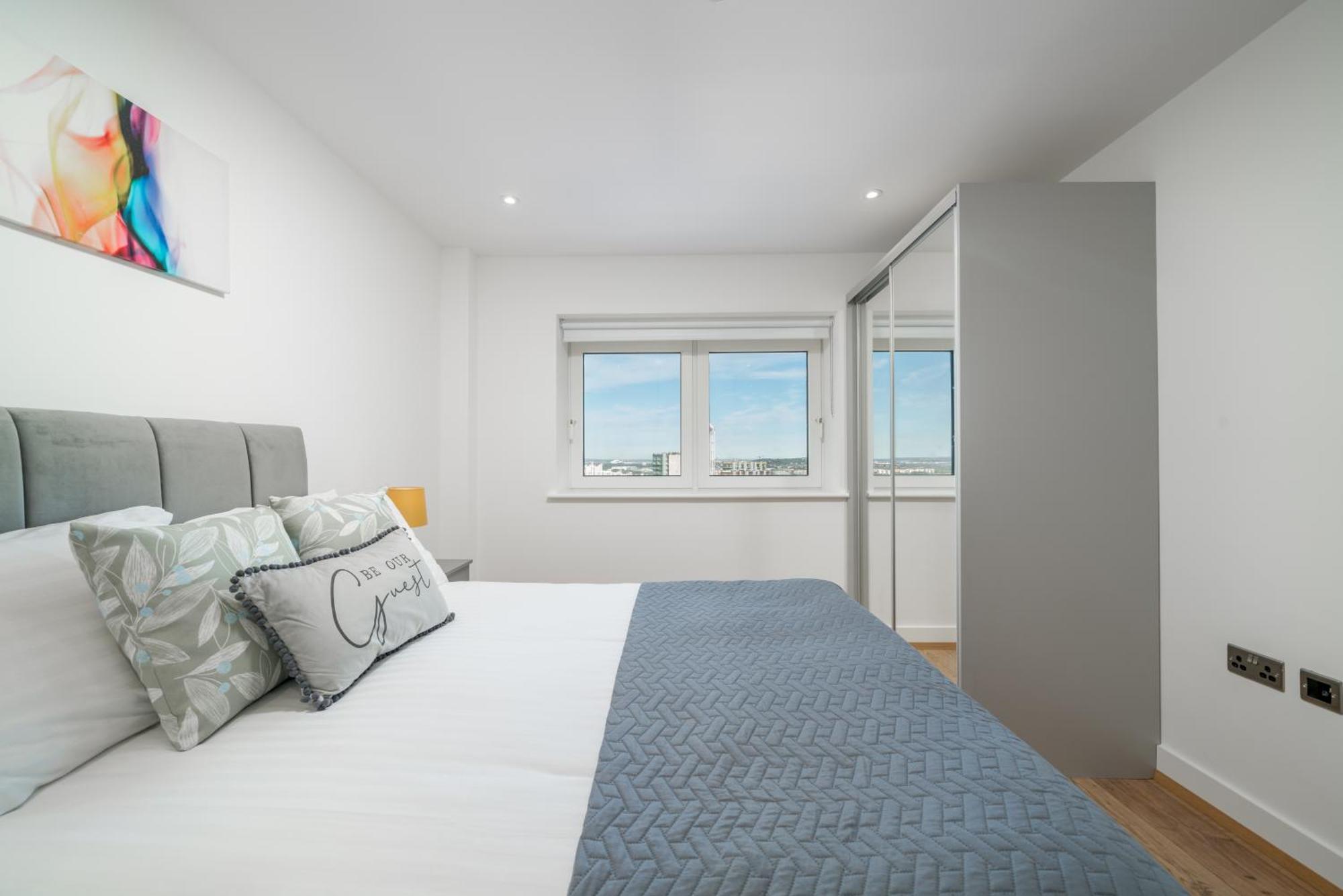 Skyvillion - London River Thames Top Floor Apartments By Woolwich Ferry, Mins To London Excel, O2 Arena , London City Airport With Parking Eksteriør billede